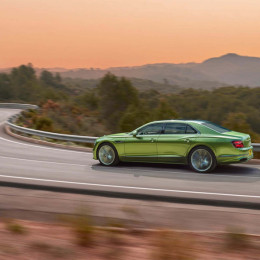 2025 Bentley Flying Spur